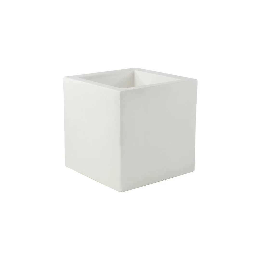 Cubo Planter - Modern Patio Accessory