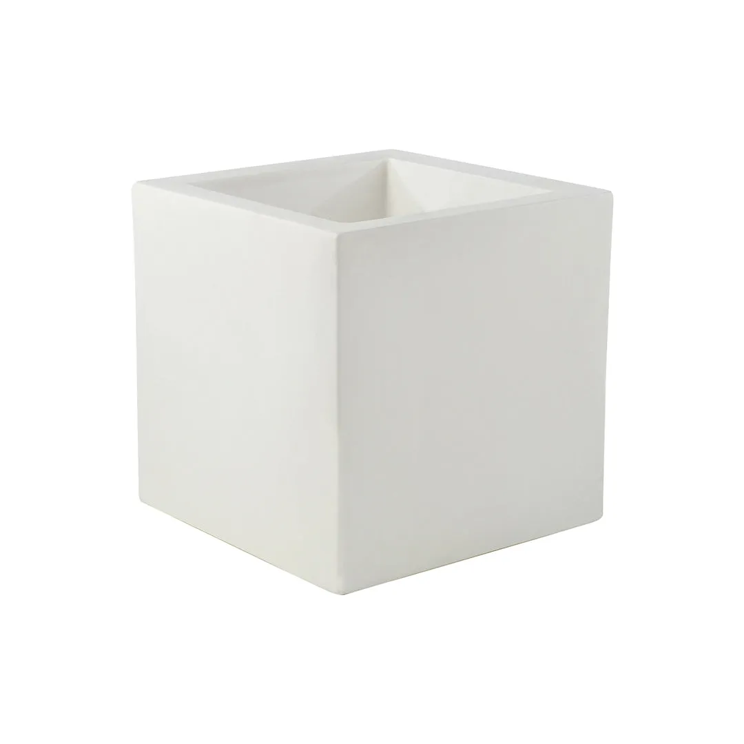 Cubo Planter - Modern Patio Accessory