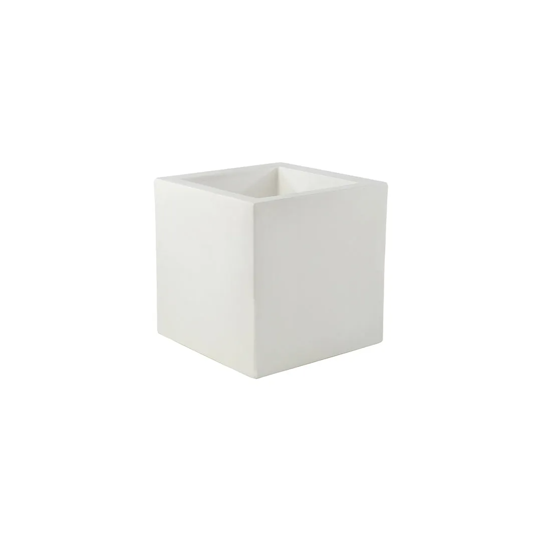 Cubo Planter - Modern Patio Accessory